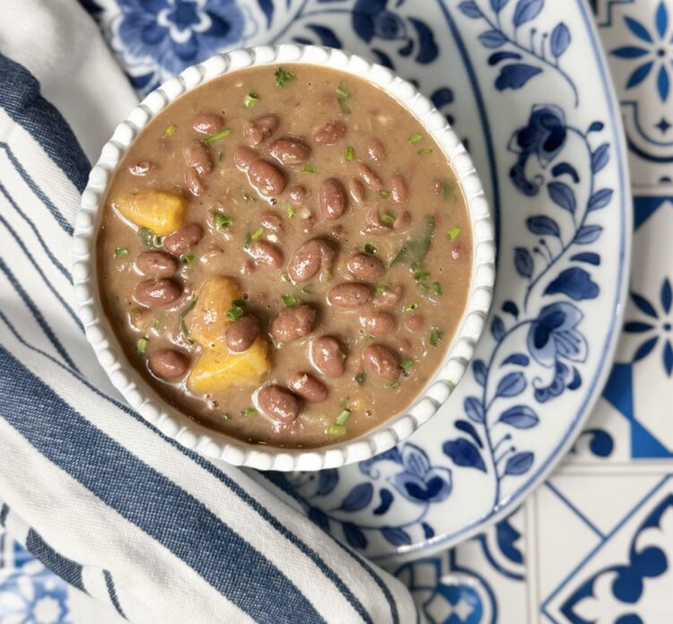 frijoles colorados recipe