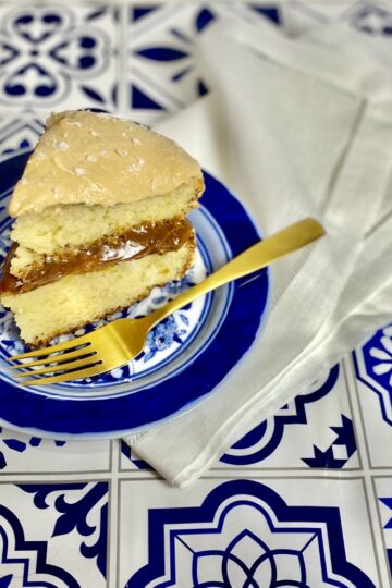 Dulce De Leche Frosted Cake