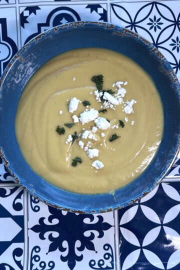 Instant Pot Cauliflower Soup