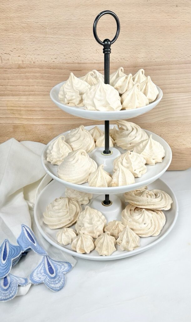 Cuban Merenguitos (Meringue Cookies) Recipe