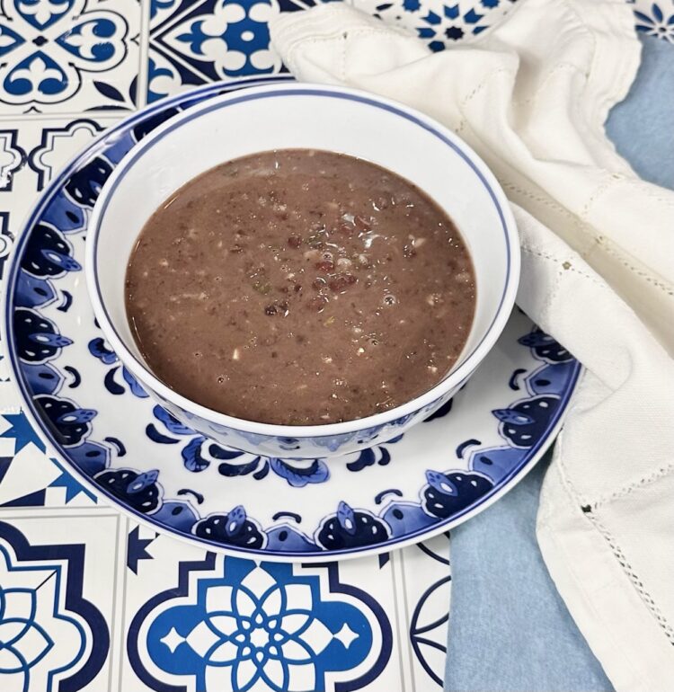 Easy Cuban Black Beans Recipe