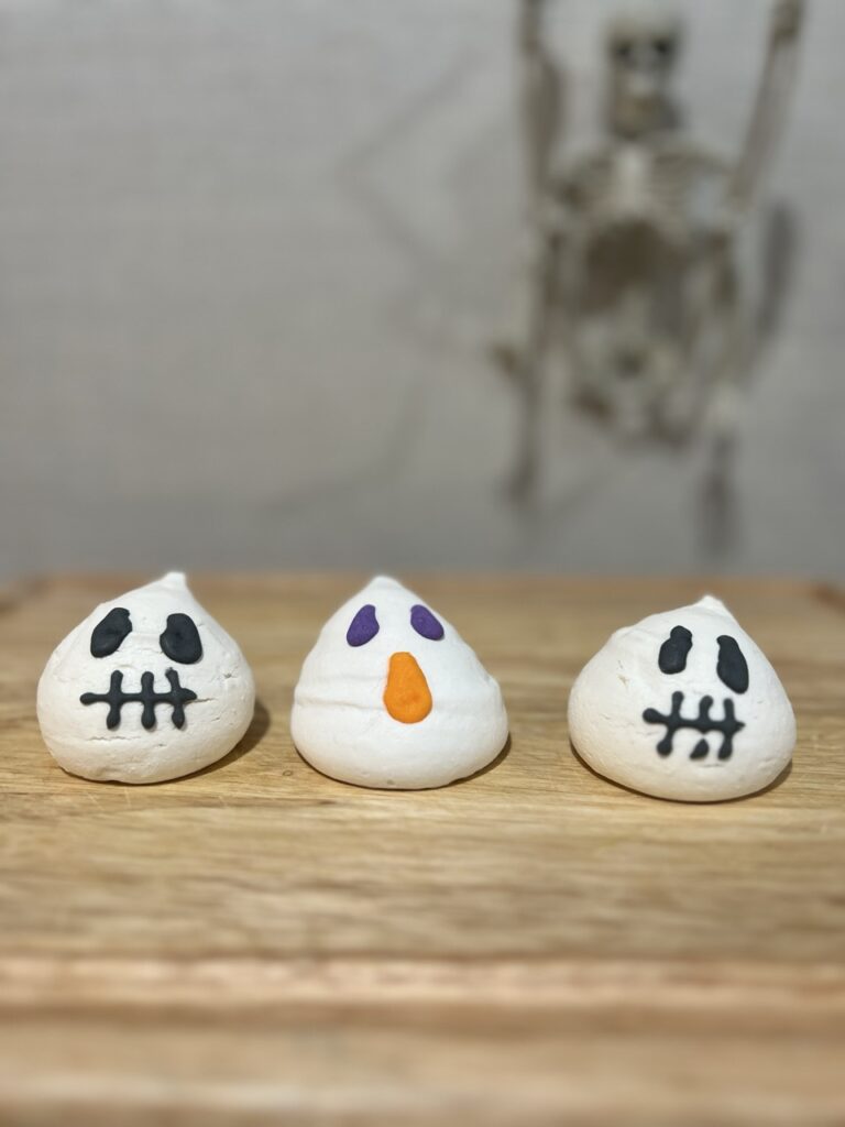 Halloween Merenguito Ghosts