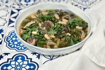 Kale Mushroom White Bean Soup