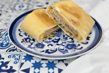 Pan con Bistec Recipe
