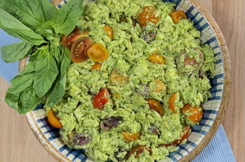 Pesto Orzo Salad (Fresh and Easy Perfect for any Occassion)